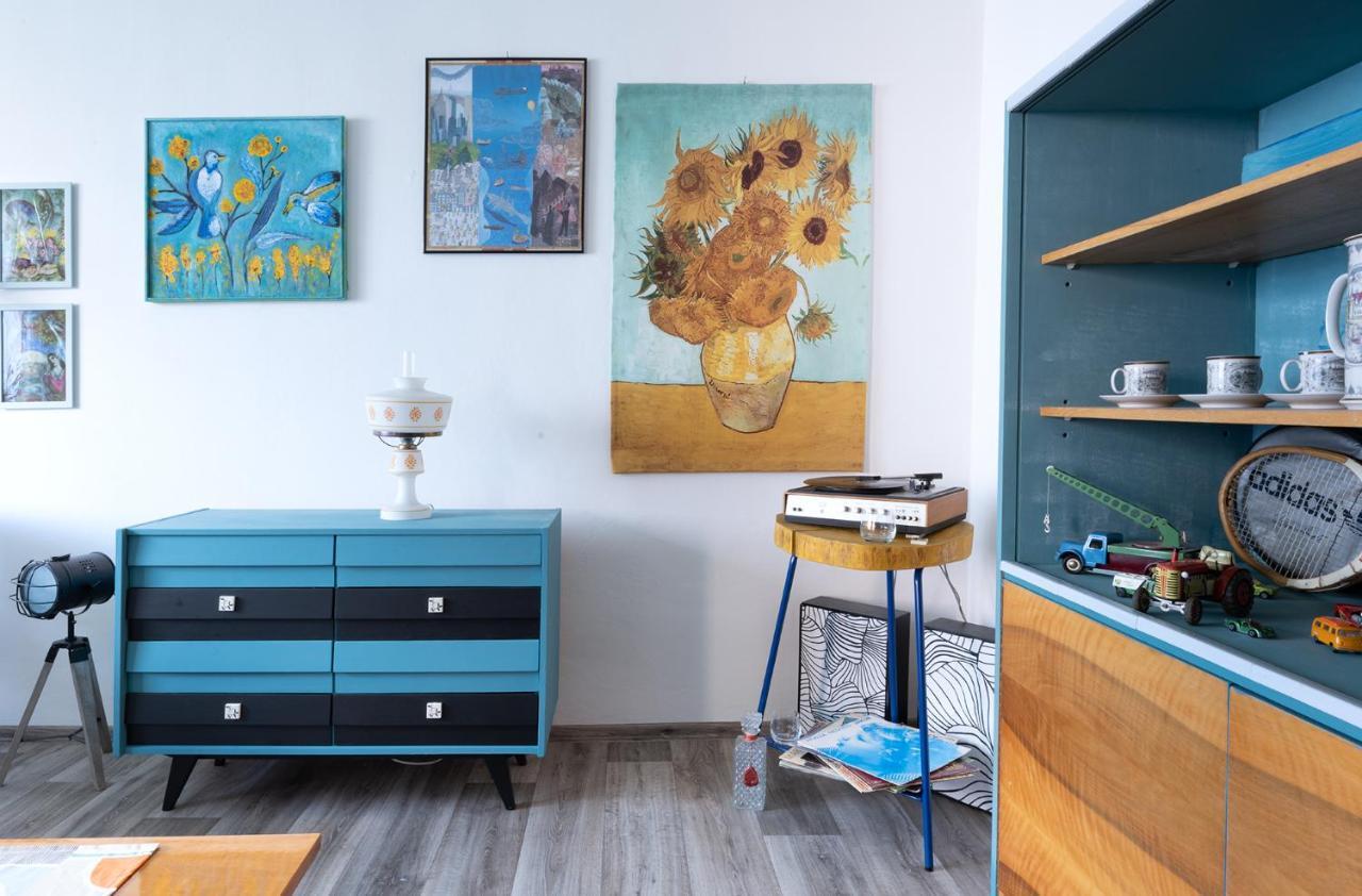 Retro Art Apartamento Lomnice nad Popelkou